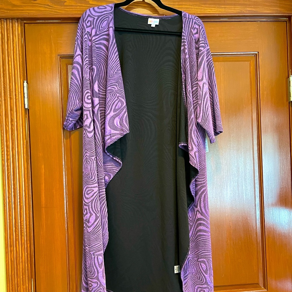Brand New LuLaRoe Size S Purple Swirly Print Shirley Kimono